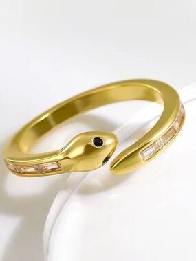 Vintage-Inspired Golden Snake Ring | Baguette Stones & Black eye stone.